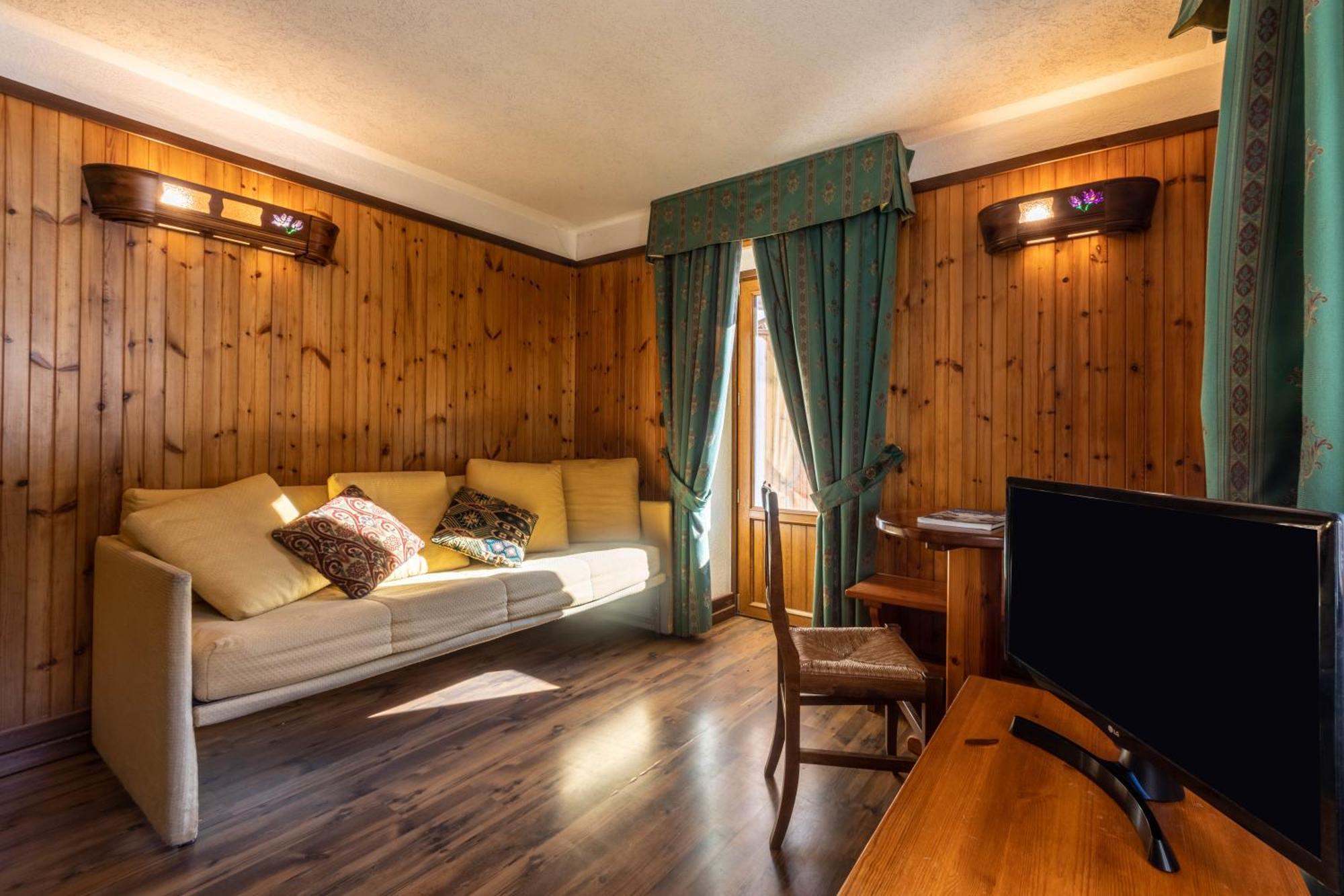 Hotel Bouton D'Or - Cogne Esterno foto