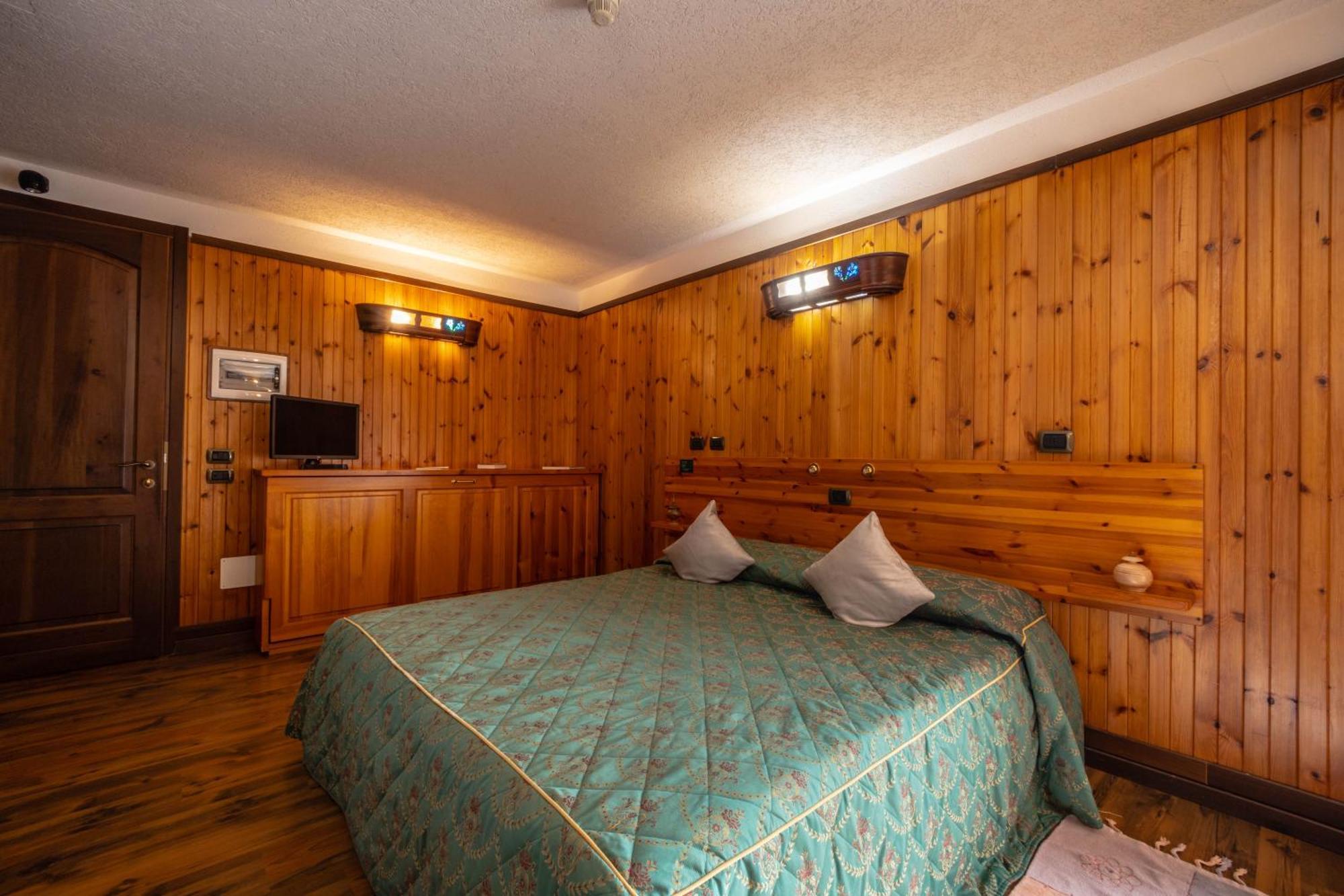 Hotel Bouton D'Or - Cogne Esterno foto