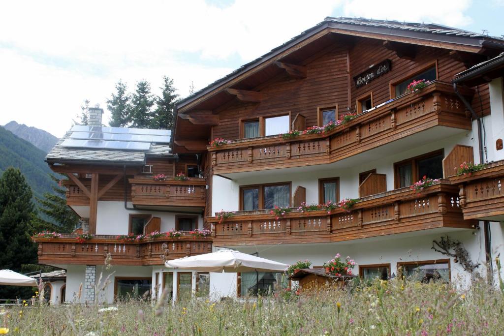 Hotel Bouton D'Or - Cogne Esterno foto
